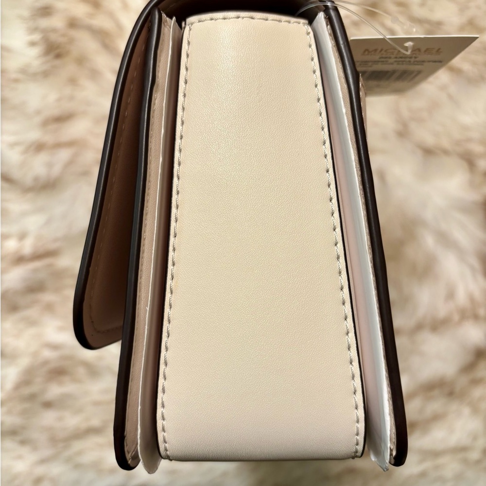NWT MICHAEL Michael Kors Delaney Medium Leather Crossbody Satchel in pink - Picture 7 of 10